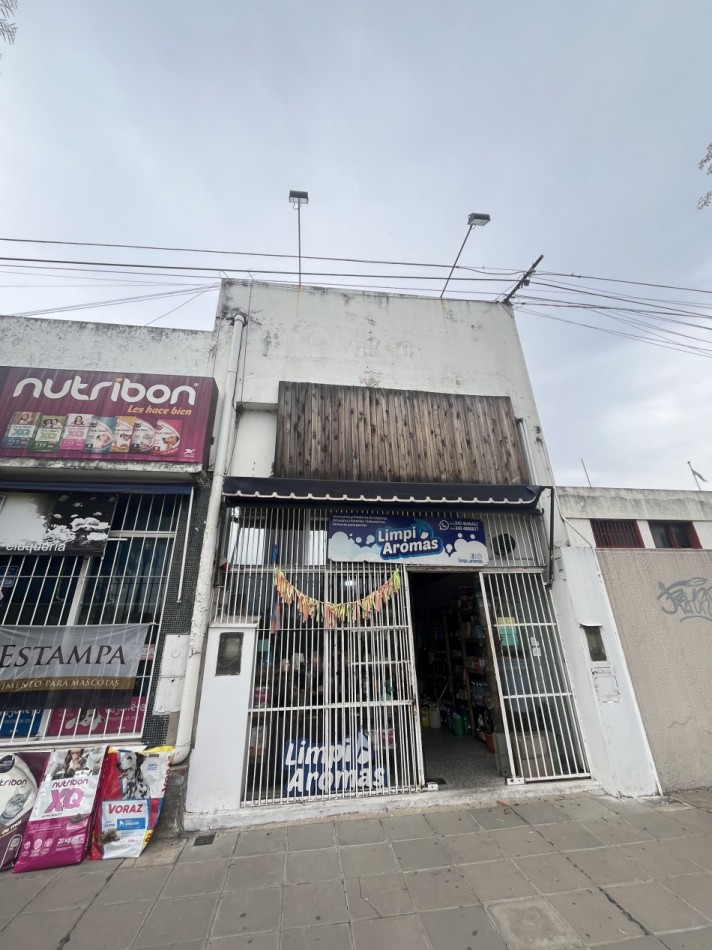 Gran propiedad sobre Av. Ramirez 